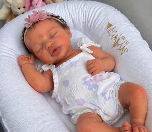Muñeca Reborn Realista Emily Niña  54cm / 2.600 kg